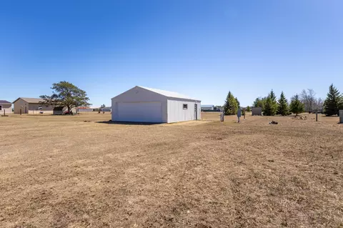 2402 Tracy Ct NW, Bemidji, MN 56601