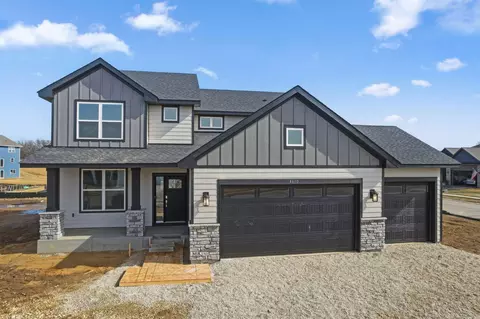 4610 Buckingham Dr NW, Rochester, MN 55901