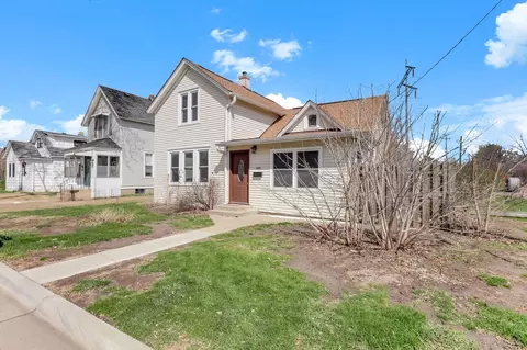 3800 Lee Ave N, Robbinsdale, MN 55422