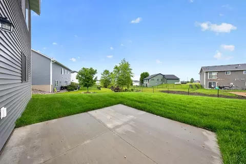 Exterior - 1693 Cherry St E, Mazeppa, MN 55956 photo 7 of 9
