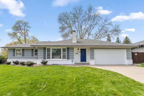 5109 W 58th St, Edina, MN 55436