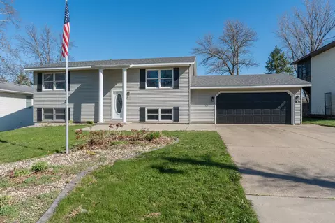 504 W North St, Janesville, MN 56048