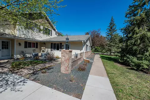 7552 15th Street Ln N, Oakdale, MN 55128