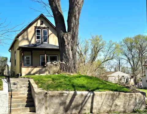 123 Cayuga St, Saint Paul, MN 55117