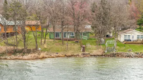 10121 Mounds Point Dr NW, Cass Lake, MN 56633