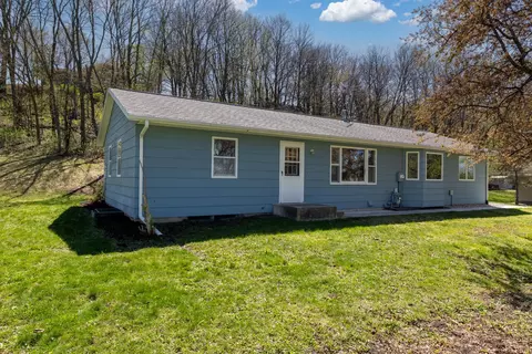 1001 W State St, Belle Plaine, MN 56011