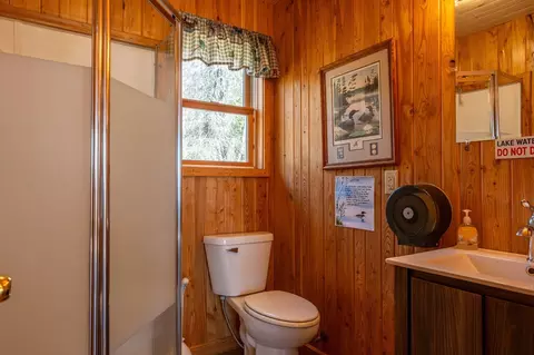 Bath - 5327 Pine Is N, Tower, MN 55790 photo 1 of 1