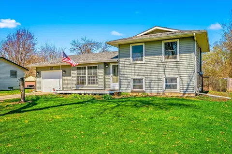 7153 168th St W, Lakeville, MN 55044