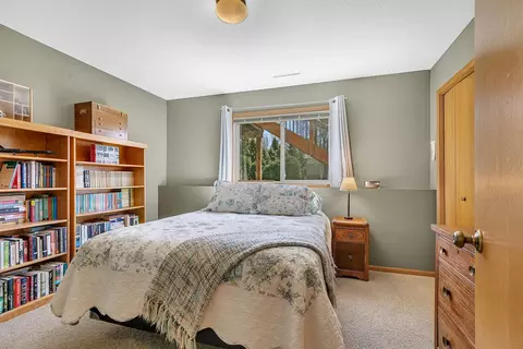 Bedroom - 5736 Eagle Ct, Saint Cloud, MN 56303 photo 2 of 6
