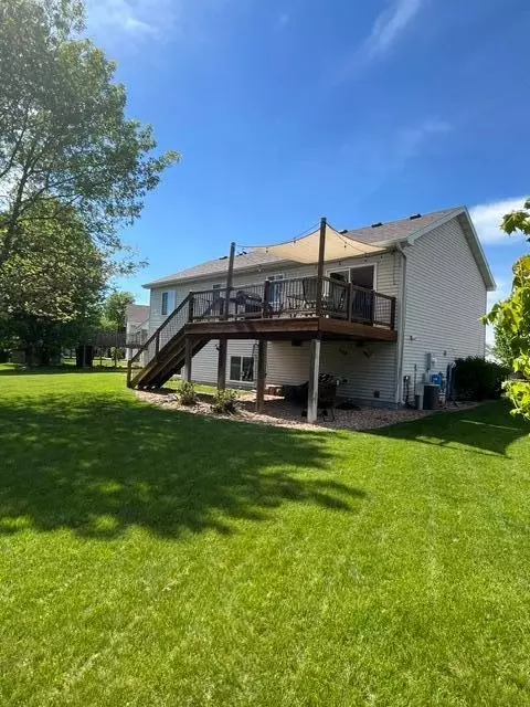 Exterior - 5736 Eagle Ct, Saint Cloud, MN 56303 photo 3 of 12