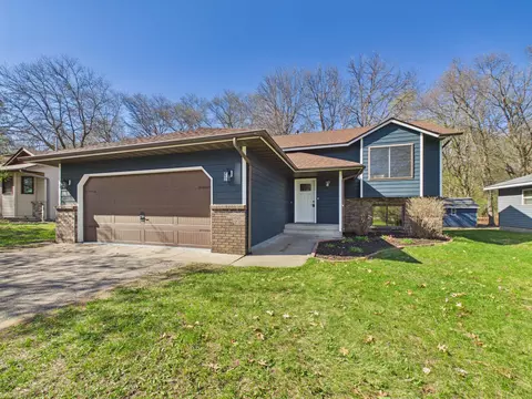 347 3rd St NE, Sartell, MN 56377