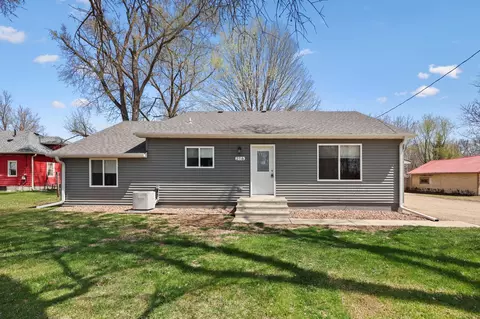 216 N Casey St, Darwin, MN 55324