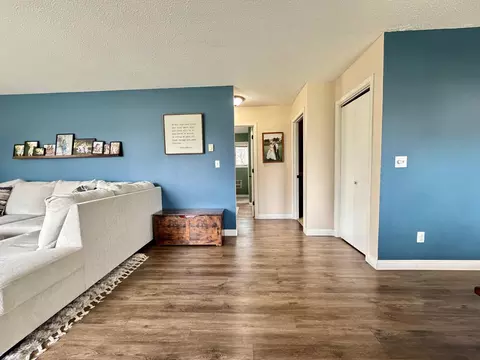Entry Way - 100 Ash Ave, Ashby, MN 56309 photo 2 of 5