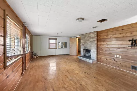 Living - 709 E 61st St, Minneapolis, MN 55417 photo 1 of 8