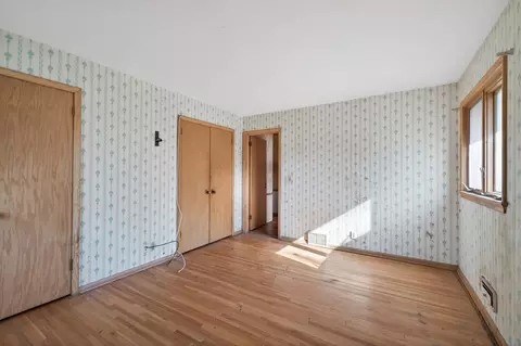 Bedroom - 709 E 61st St, Minneapolis, MN 55417 photo 4 of 5