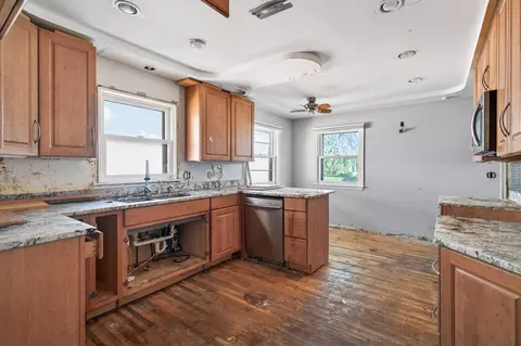 Kitchen - 709 E 61st St, Minneapolis, MN 55417 photo 1 of 4