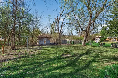 Exterior - 709 E 61st St, Minneapolis, MN 55417 photo 6 of 7