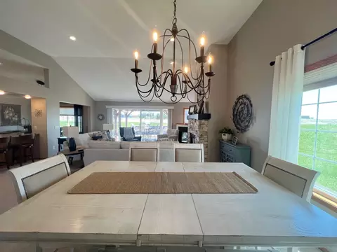 Dining - 2509 7th Ave SE, Willmar, MN 56201 photo 2 of 6