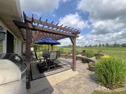Exterior - 2509 7th Ave SE, Willmar, MN 56201 photo 4 of 7