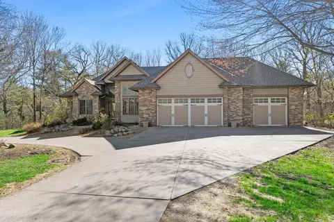 38168 Egret Way, North Branch, MN 55056