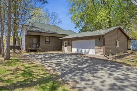 2184 Island Dr, Somerset, WI 54025