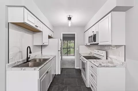 7433 142nd Street Ct, Apple Valley, MN 55124