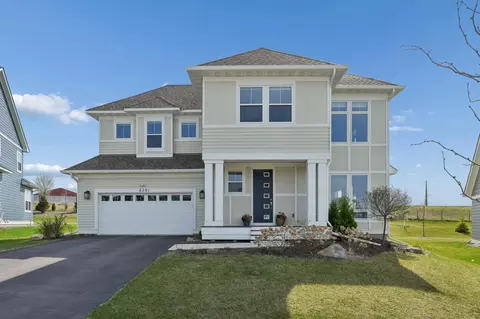 6381 Harvest Trl, Chaska, MN 55318