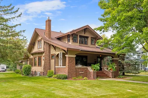 922 Douglas St, Alexandria, MN 56308