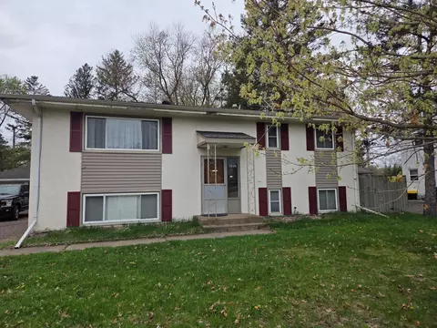 9152 Lexington Ave N, Circle Pines, MN 55014