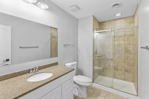 Bath - 1517 Covington Ln, Eagan, MN 55122 photo 2 of 2