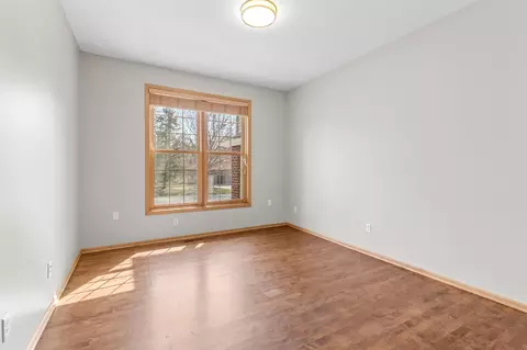 Bedroom - 1517 Covington Ln, Eagan, MN 55122 photo 1 of 6