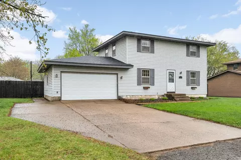 313 107th Ave NE, Blaine, MN 55434