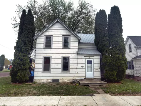 391 W Franklin St, Wells, MN 56097