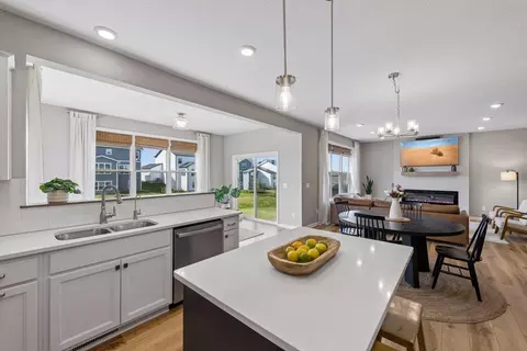Kitchen - 4669 Carnation Ct, Excelsior, MN 55331 photo 1 of 4