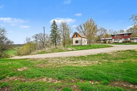 Exterior - 8465 170th St E, Nerstrand, MN 55053 photo 3 of 11
