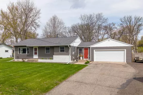1004 N 4th Ave N, Sauk Rapids, MN 56379