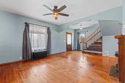 Living - 800 9th St SE, Austin, MN 55912 photo 1 of 3