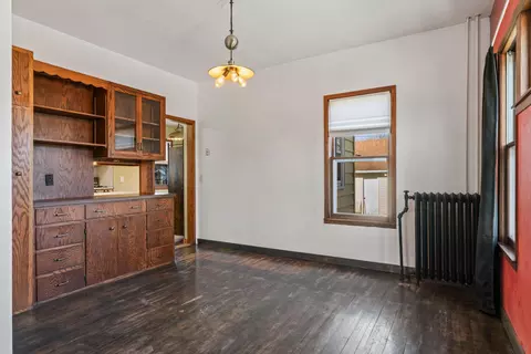 Dining - 800 9th St SE, Austin, MN 55912 photo 1 of 1