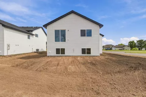 415 Bluebird St, Mora, MN 55051 photo 21