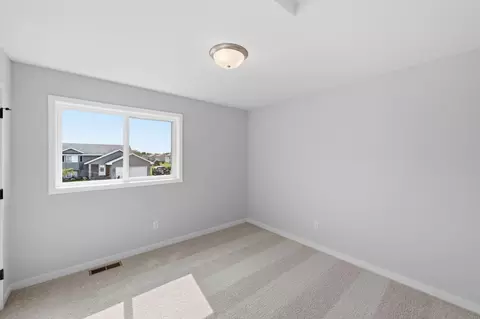 415 Bluebird St, Mora, MN 55051 photo 9