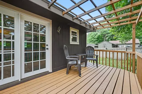 Exterior - 4932 Hanover Rd, Mound, MN 55364 photo 3 of 6