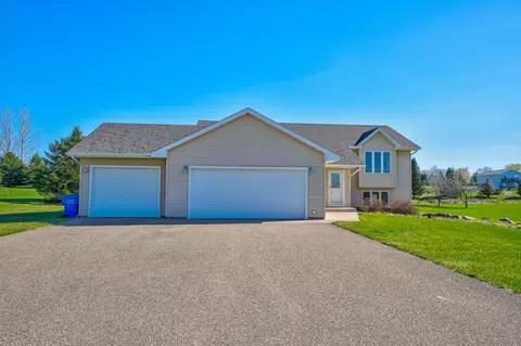 1331 141st St, New Richmond, WI 54017