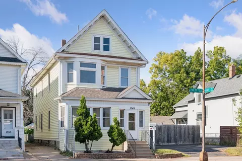 1049 7th St W, Saint Paul, MN 55102