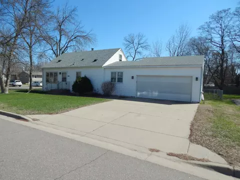 1232 34th Ave N, Saint Cloud, MN 56303