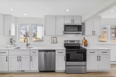 6264 Brooklyn Dr, Brooklyn Center, MN 55430