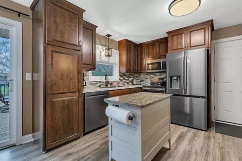 Kitchen - 430 Caroline Ln, Cold Spring, MN 56320 photo 1 of 6
