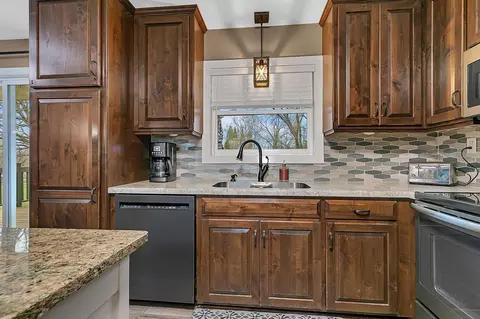 Kitchen - 430 Caroline Ln, Cold Spring, MN 56320 photo 5 of 6