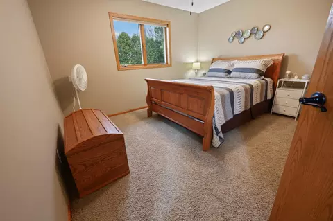 Bedroom - 1909 Prairie Hill Rd, Saint Cloud, MN 56301 photo 5 of 9