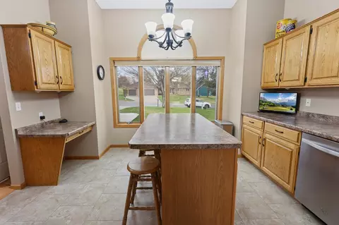 Kitchen - 1909 Prairie Hill Rd, Saint Cloud, MN 56301 photo 6 of 6