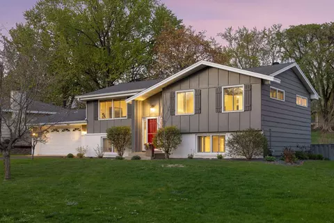 8317 Beard Rd, Bloomington, MN 55431